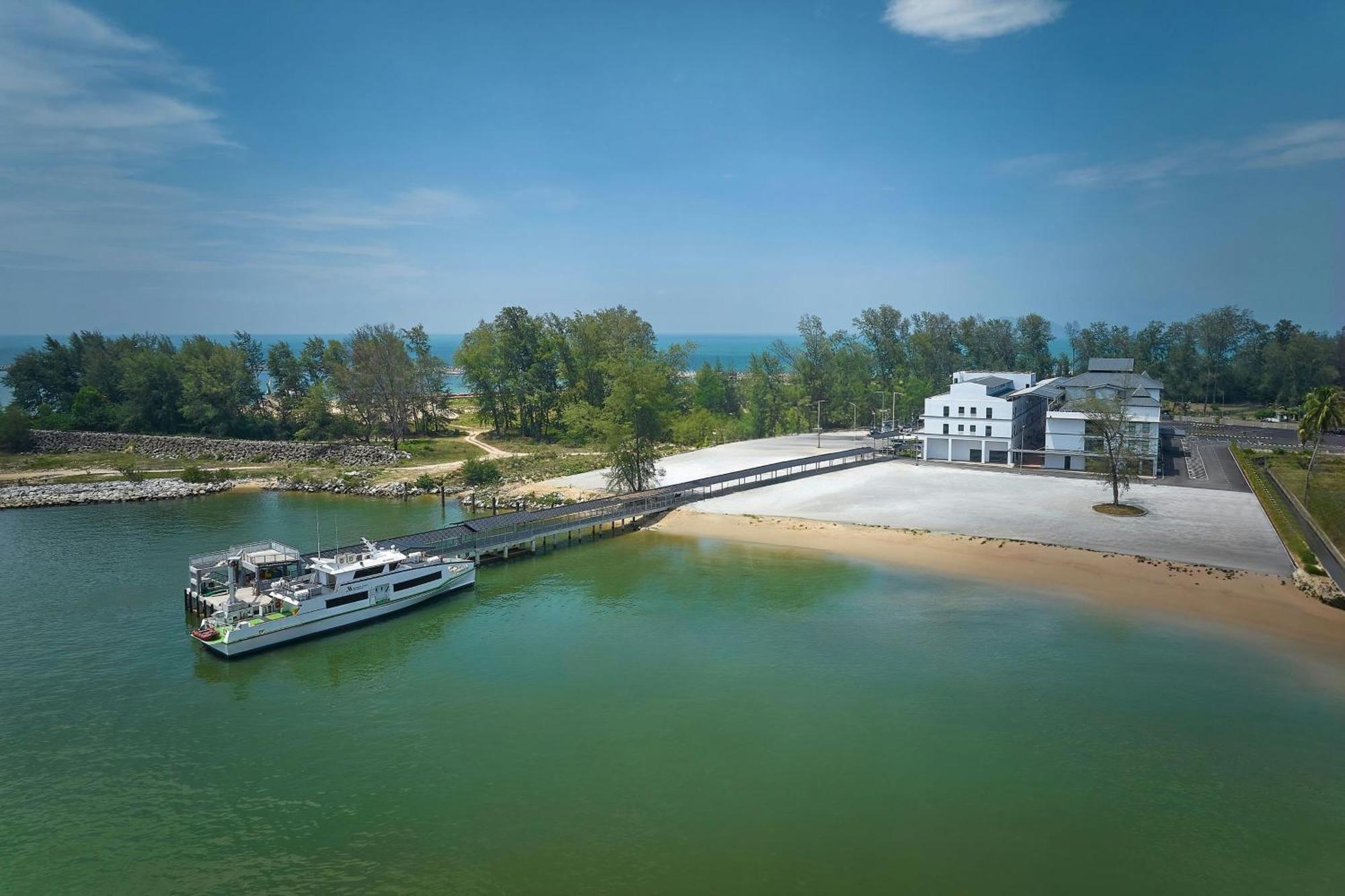Fairfield By Marriott Kuala Besut Hotel Exterior foto
